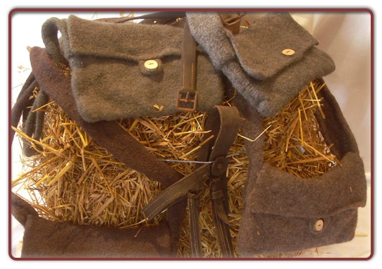 Foto: Handgearbeitete gefilzte Taschen